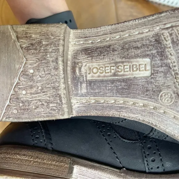 NWT Josef Seibel Sienna 43 Slip On Black Boots Sz 39 (US 8)