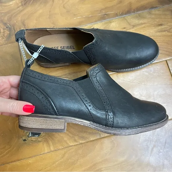 NWT Josef Seibel Sienna 43 Slip On Black Boots Sz 39 (US 8)