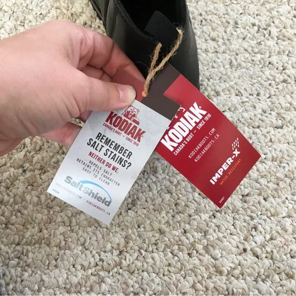 NWT Kodiak Peyto Leather Boots