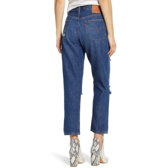 NWT Levi’s 501 High Rise Distressed Jean Blue 27