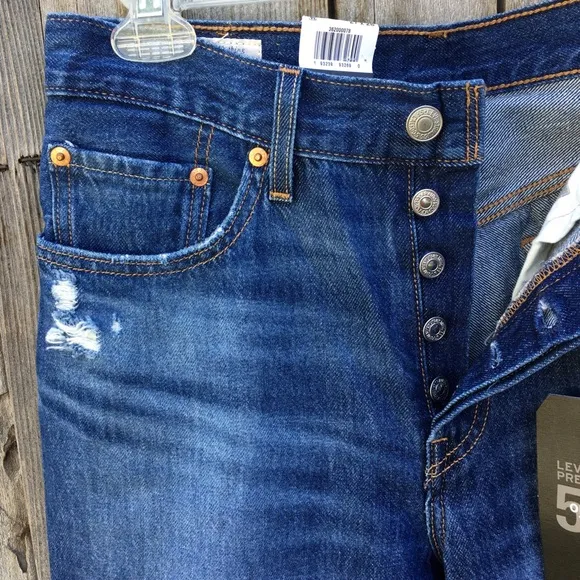 NWT Levi’s 501 High Rise Distressed Jean Blue 27