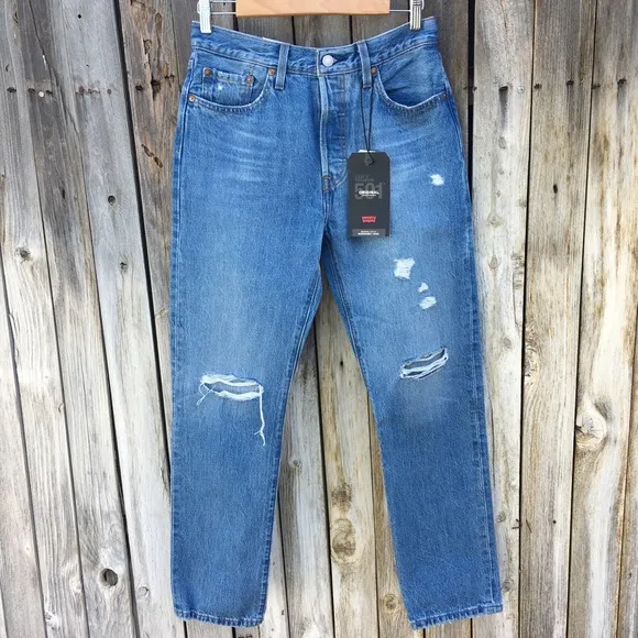 NWT Levi’s 501 High Rise Straight Leg Distressed Jean Athens Crown Blue 28