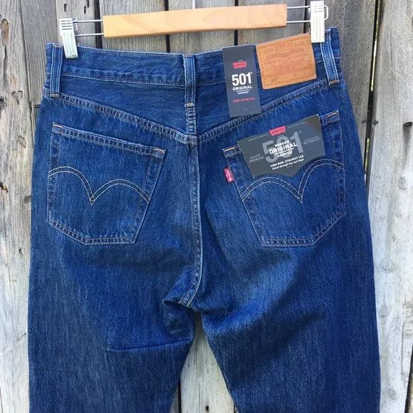 NWT Levi’s 501 Original High Rise Straight Leg Crop Jean Market Grammar Blue 28