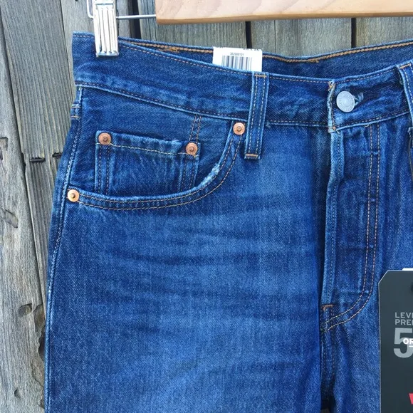 NWT Levi’s 501 Original High Rise Straight Leg Crop Jean Market Grammar Blue 28