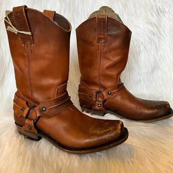 NWT Liberty Black Boots Harness Square Toe Boots Brown Size 6 Leather