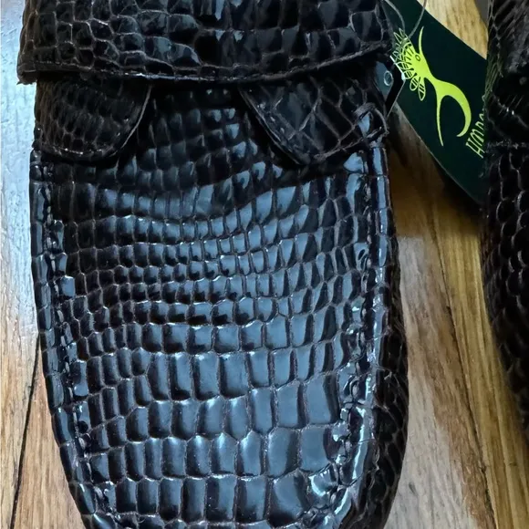 NWT Ortho-Line by Hoopoe Mica brown crocodile print loafers moccasins, size 9W