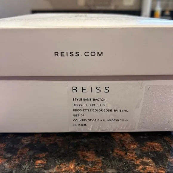 NWT Reiss Bacton Strappy Flat Sandal Leather T-Strap Knot Blush Size 37 6.5