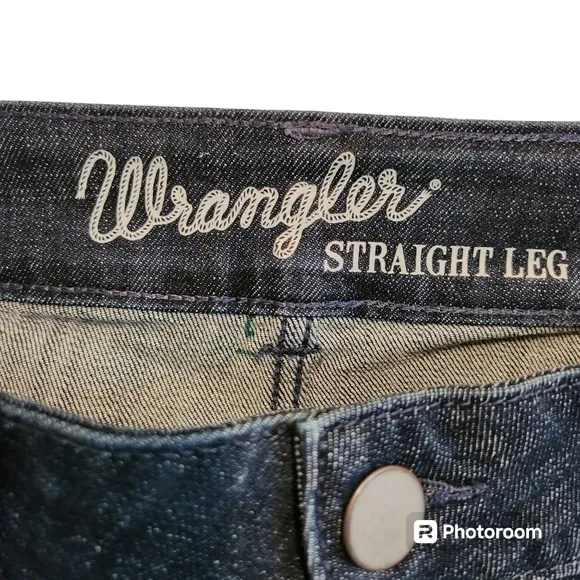 NWT STRAIGHT LEG WRANGLERS SIZE 9/10x30