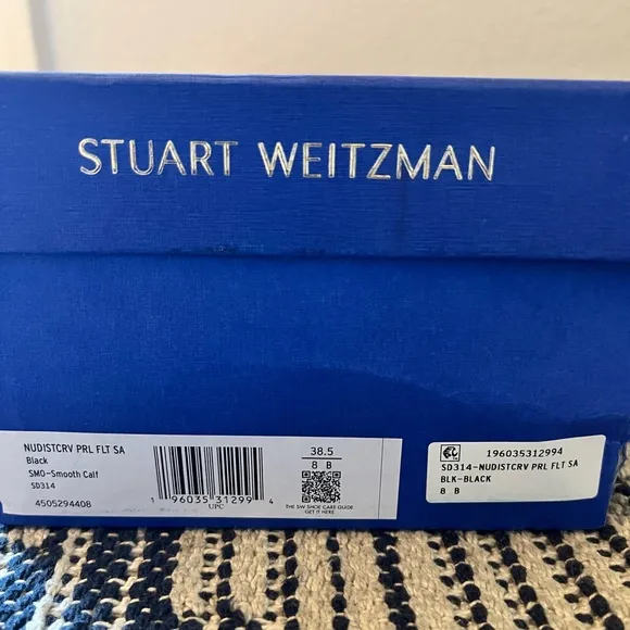 NWT Stuart Weitzman Nudistcurve Pearl-Embellished Leather Sandals