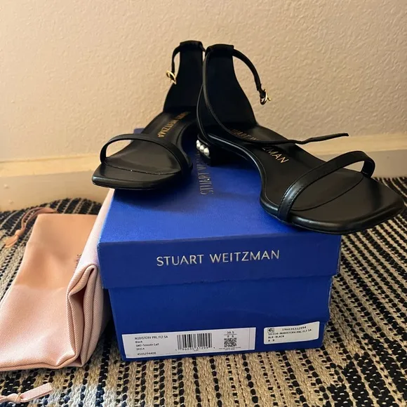 NWT Stuart Weitzman Nudistcurve Pearl-Embellished Leather Sandals