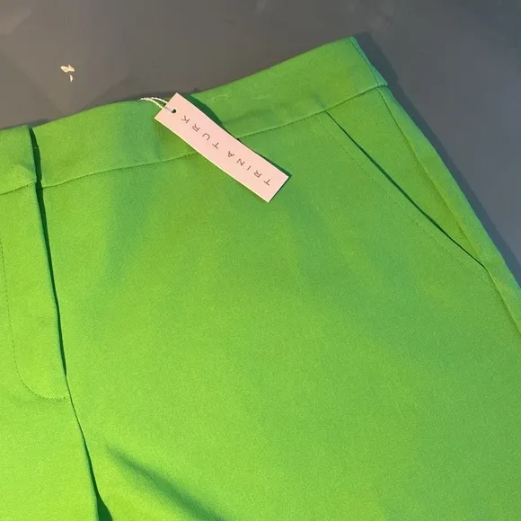 NWT Trina Turk Kelly Green Corbin 2 High Waist Shorts Size 16