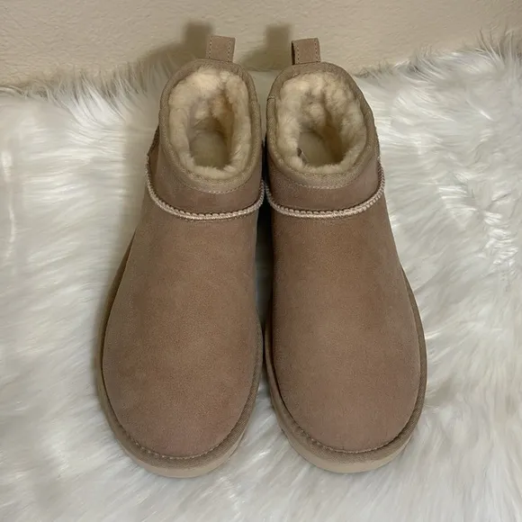 NWT UGG San Classic Ultra Mini Boots
