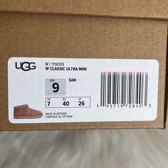 NWT UGG San Classic Ultra Mini Boots