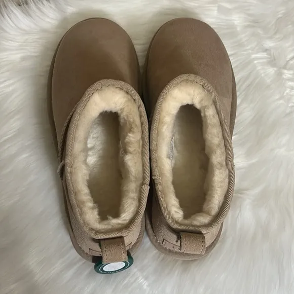 NWT UGG San Classic Ultra Mini Boots