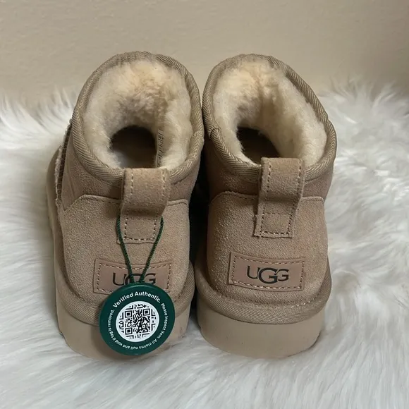 NWT UGG San Classic Ultra Mini Boots