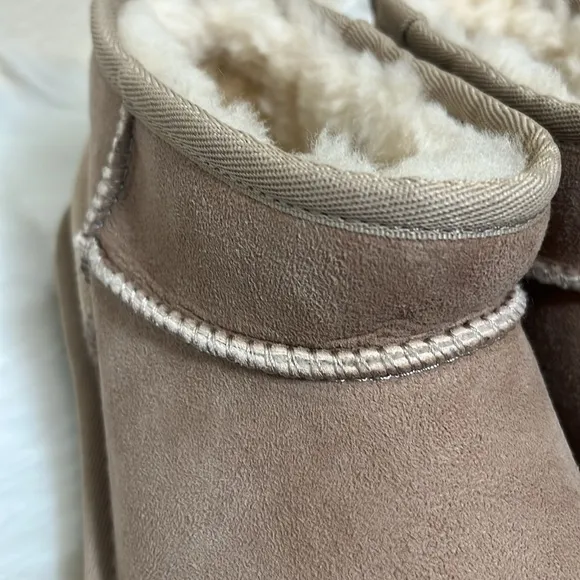 NWT UGG San Classic Ultra Mini Boots
