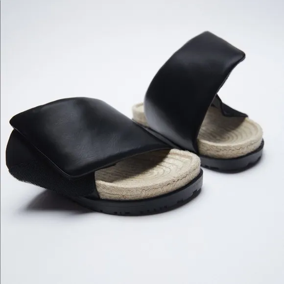 NWT. Zara Black Quilted Flat Sandals with Jute. Size 9.