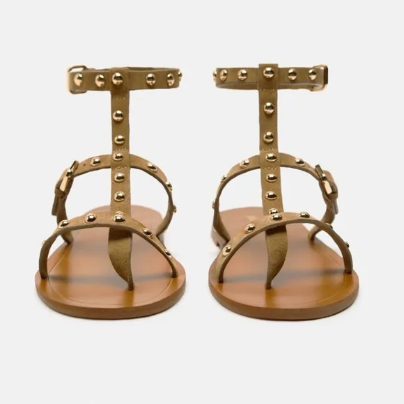 NWT. Zara Sandy Brown Studded Flat Suede Sandals. Size 6,5.