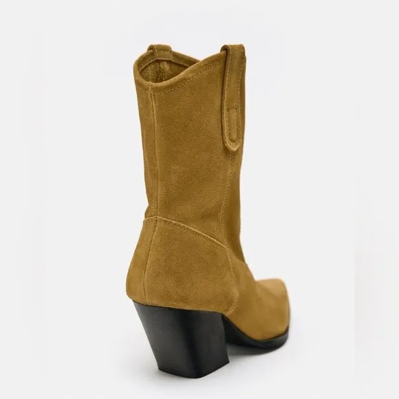 NWT. Zara Taupe Split Suede Cowboy Ankle Boots. Size 8.