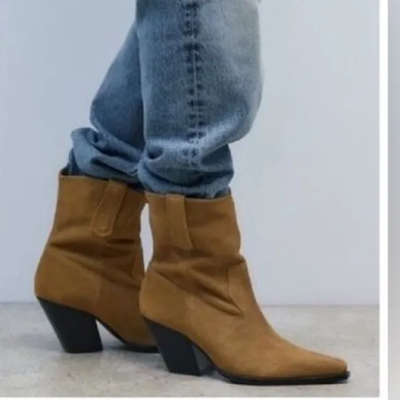 NWT. Zara Taupe Split Suede Cowboy Ankle Boots. Size 8.