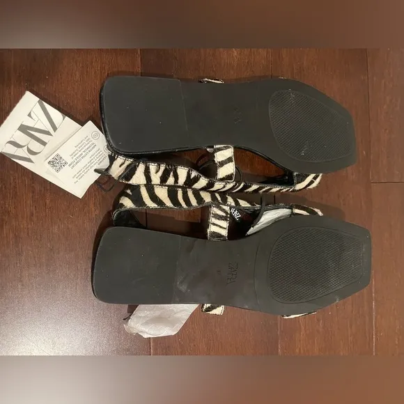 NWT Zebra Print Women's Sandals 6.5 37