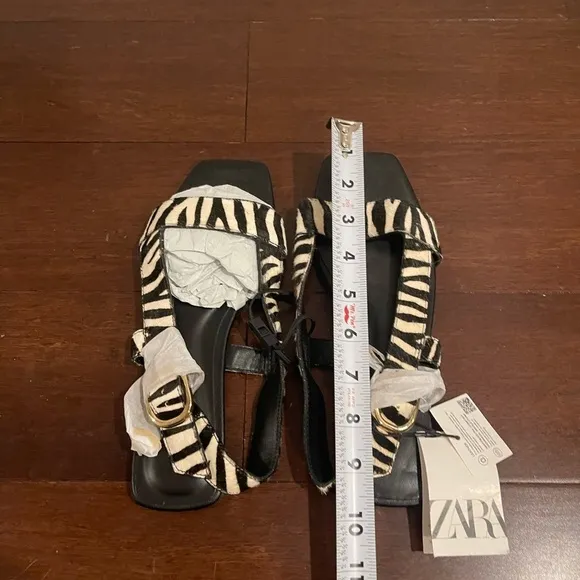 NWT Zebra Print Women's Sandals 6.5 37
