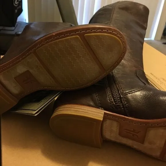 NWT Frye Jillian Pull On Boots