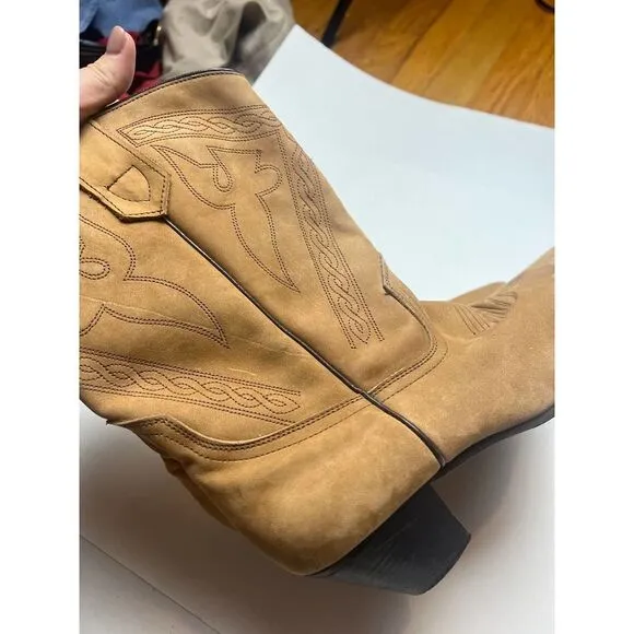 Oak Tree Farms Classic Boots Sz. 9.5