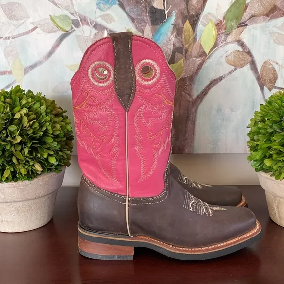 OLAES BOOTS🩷EMBROIDERED🤎WESTERN💯% GENUINE LEATHER COWGIRL BOOTS SIZE 8