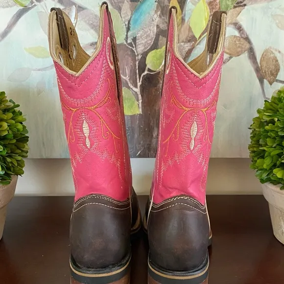 OLAES BOOTS🩷EMBROIDERED🤎WESTERN💯% GENUINE LEATHER COWGIRL BOOTS SIZE 8