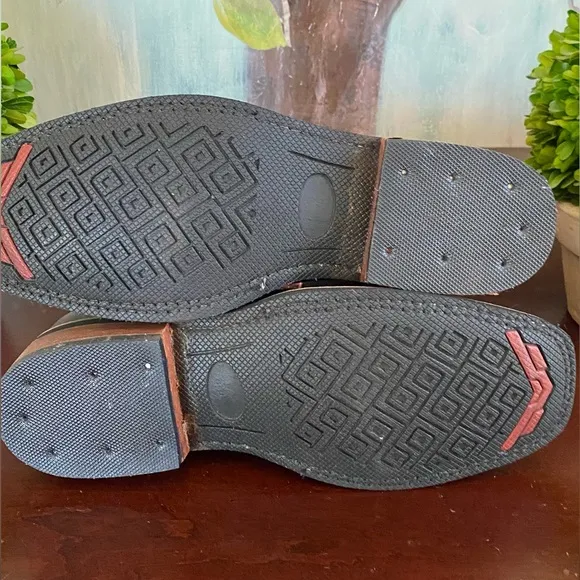OLAES BOOTS🩷EMBROIDERED🤎WESTERN💯% GENUINE LEATHER COWGIRL BOOTS SIZE 8