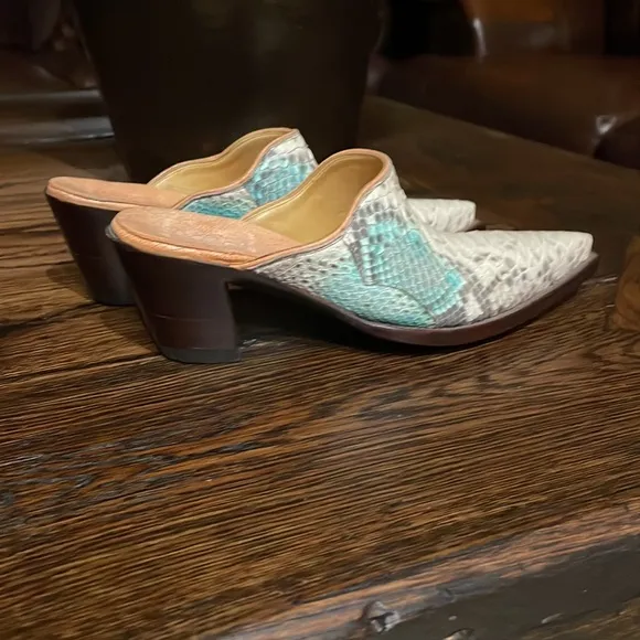 Old Gringo Cream and Brown Heeled Mule Boots