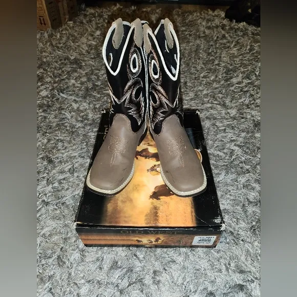 Old West Boots 👢