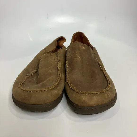Olukai Boys Moloa brown oiled leather slip on loafers big kids size 5 casual