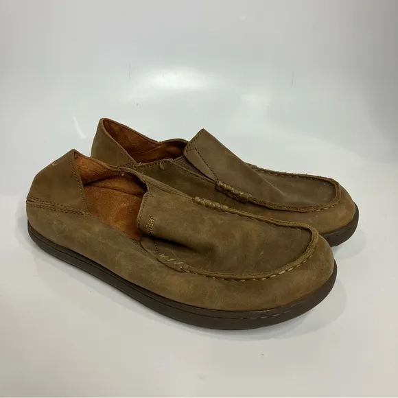 Olukai Boys Moloa brown oiled leather slip on loafers big kids size 5 casual