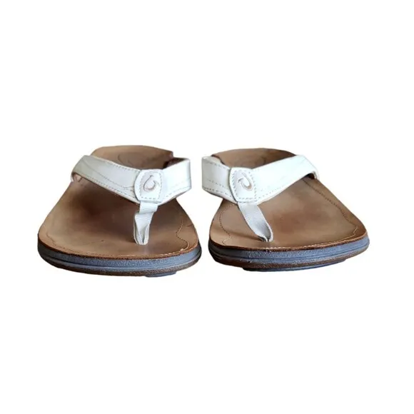 OluKai Women's Kumu Sandal Size 8 Thong Flip Flop Beach Slide White Leather