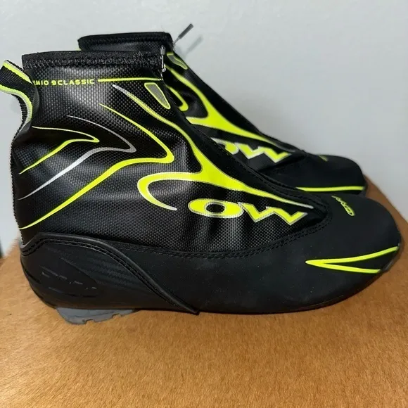 One Way Premio Classic 9 Ski‎ Boots 41003 EU46 US 9.5  NEW