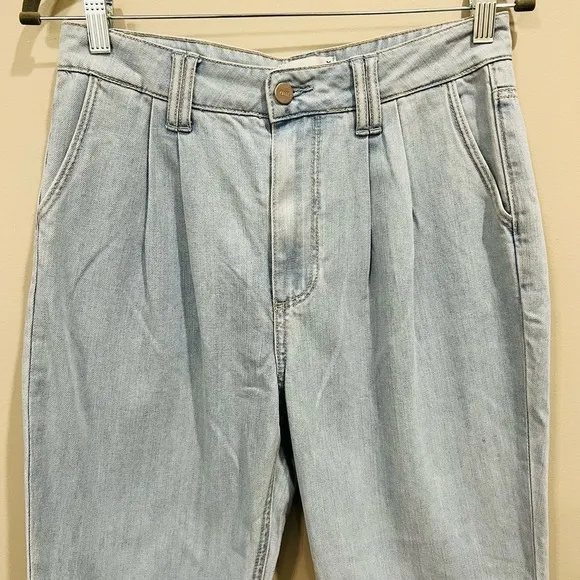 PAIGE light wash pleated trouser cuff jeans size 27