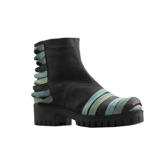 Papucei Leather Boots - Quality Made - In Good Condition.