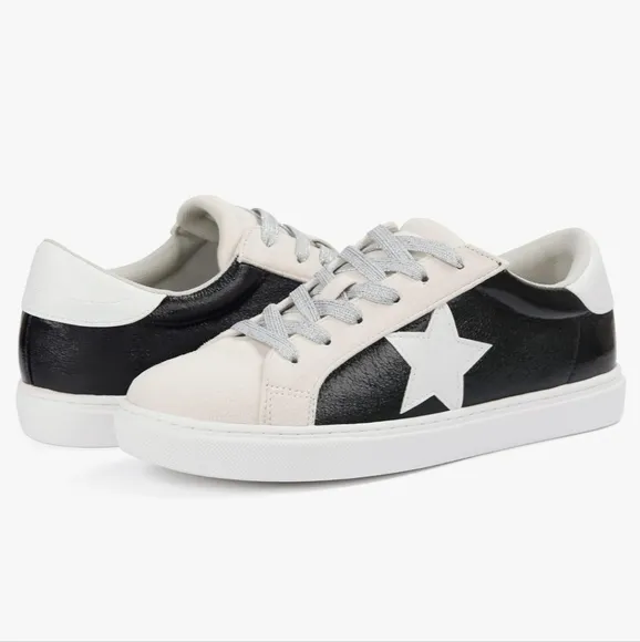 PARTY Women's Fashion Star Sneaker Lace Up Low Top Comfortable Cushioned Walking