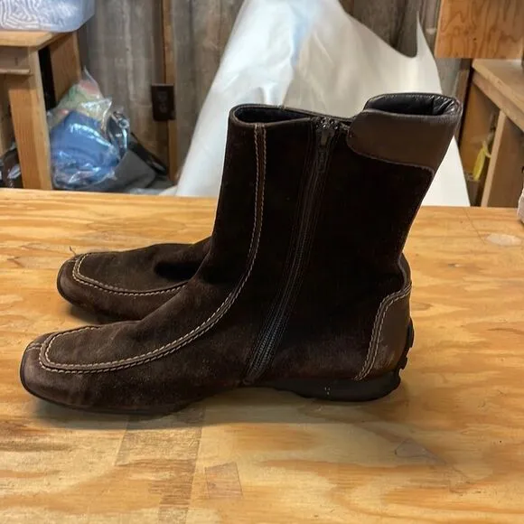 Paul Green brown suede boots