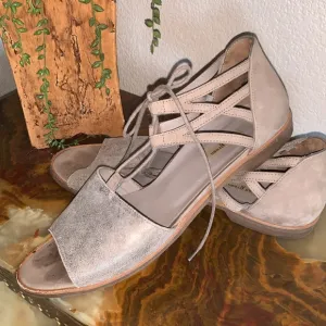 PAUL GREEN flat sandals, iridescent tan suede (front), ankle tie. UK 8 US 10 EUC