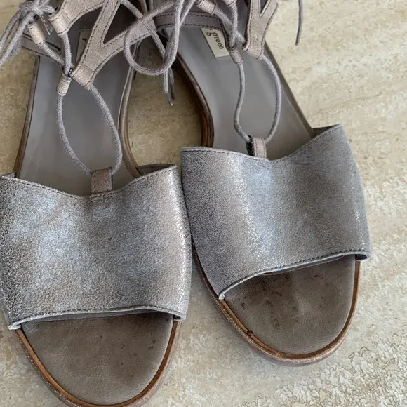 PAUL GREEN flat sandals, iridescent tan suede (front), ankle tie. UK 8 US 10 EUC