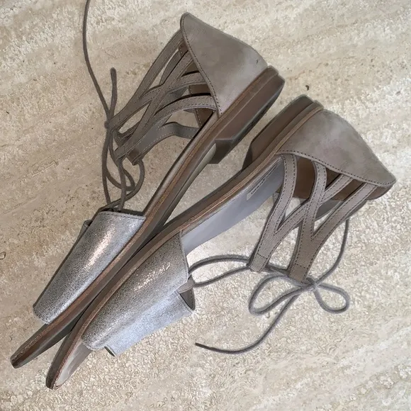 PAUL GREEN flat sandals, iridescent tan suede (front), ankle tie. UK 8 US 10 EUC