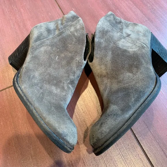 Paul Green suede Delgado ankle boots