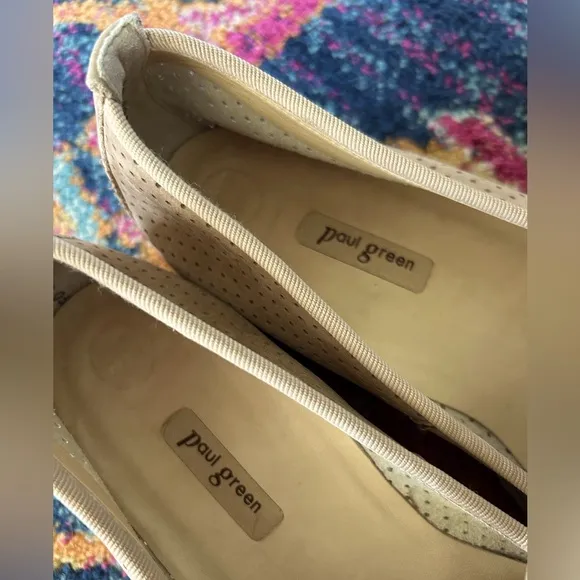 Paul Green | Women’s tan Cailey Perforated Platform Loafers, nubuck suede sz 6.5