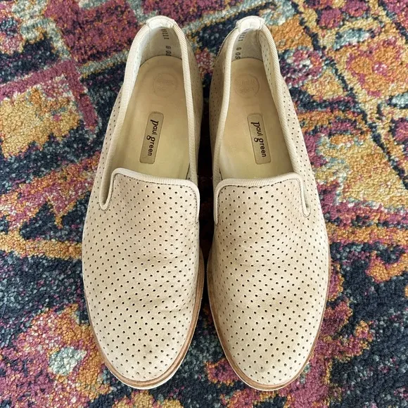 Paul Green | Women’s tan Cailey Perforated Platform Loafers, nubuck suede sz 6.5