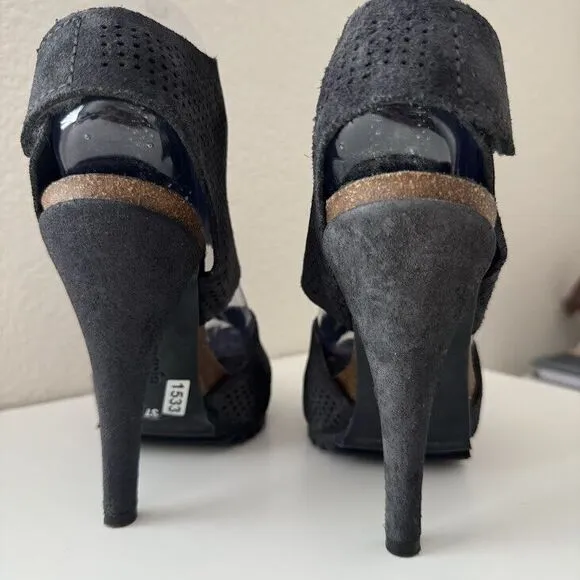 Pedro Garcia 37 6.5 Suede Cyberpunk Electric Baddie Perforated High Heel Pumps
