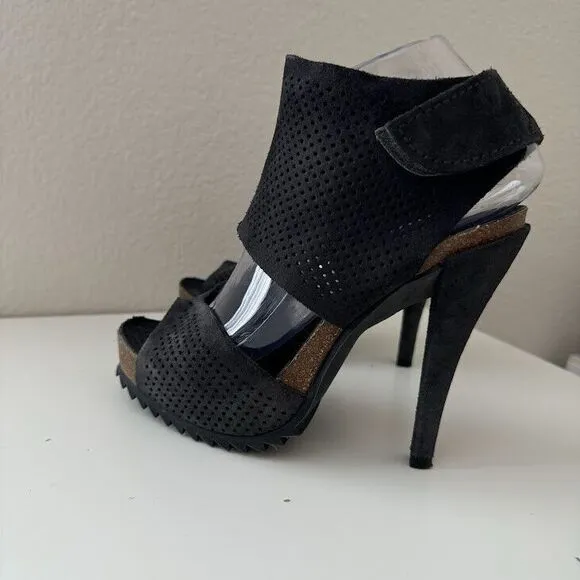 Pedro Garcia 37 6.5 Suede Cyberpunk Electric Baddie Perforated High Heel Pumps