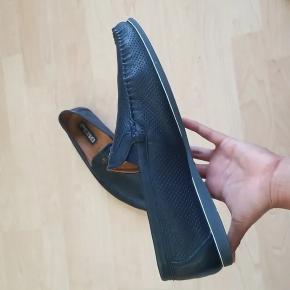 Pero Leather Loafers Navy Perforated